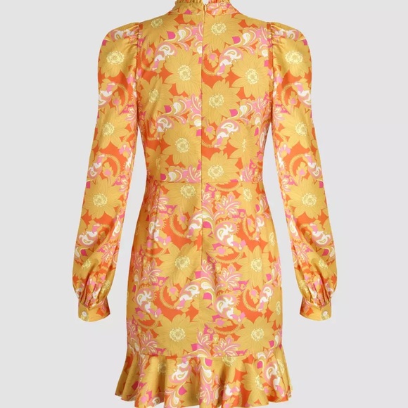 Retro Floral Ruffle Hem Mini Dress - Picture 4 of 11